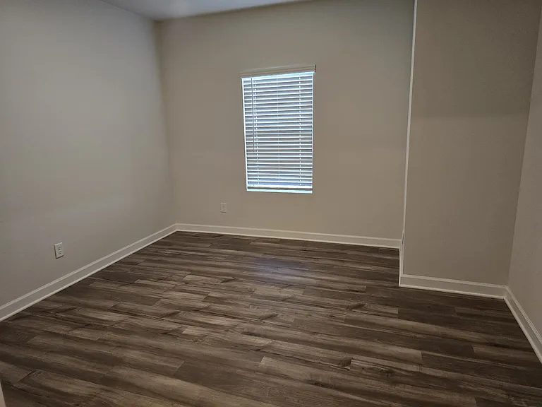 3301 Plum Dr — Photo 10