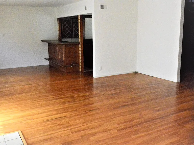 5314 W 138th St — Photo 3