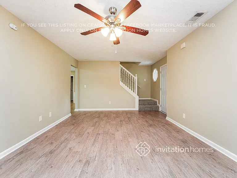 3750 Scotland Ln — Photo 6