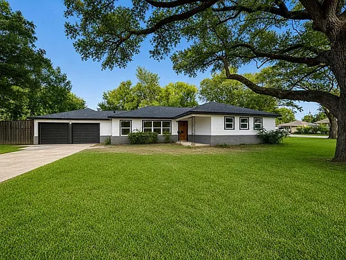 703 Texas Ave Photo 1