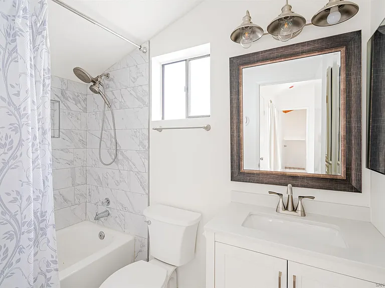 2435 Camino Del Mar — Photo 25