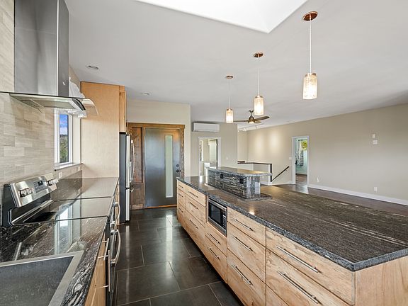5th image of 2755 Panepoo St