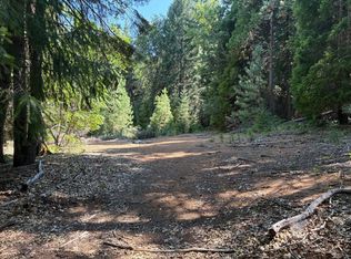 Castle Lake Rd, Mount Shasta, CA 96067