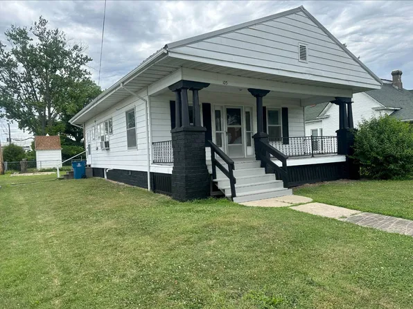 105 NW 3rd St, Fairfield, IL 62837