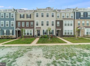 1636 Sandpiper Bay Loop, Dumfries, VA 22026