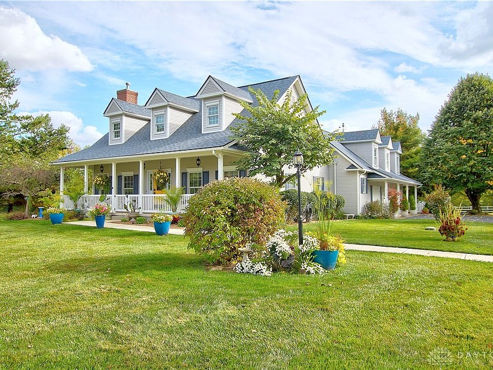1st image of 82 Wesley Way