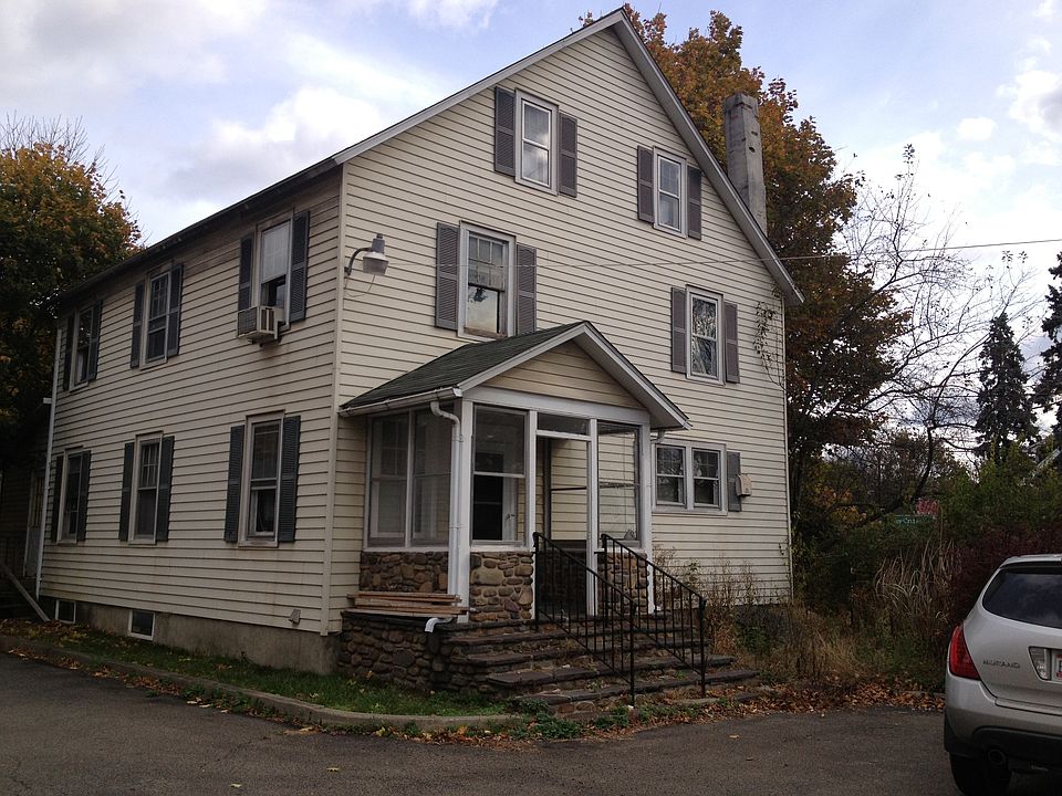 2nd image of 2818 Route 611