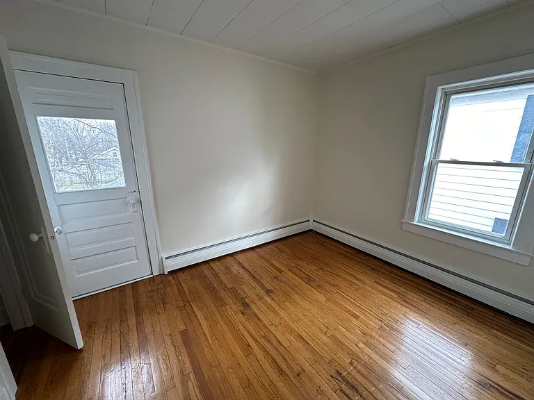 158 Mark Ave — Photo 6
