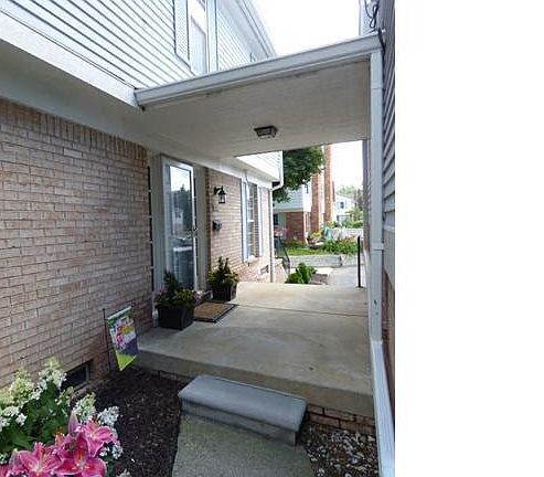 5th image of 20948 Glen Haven Cir E #281