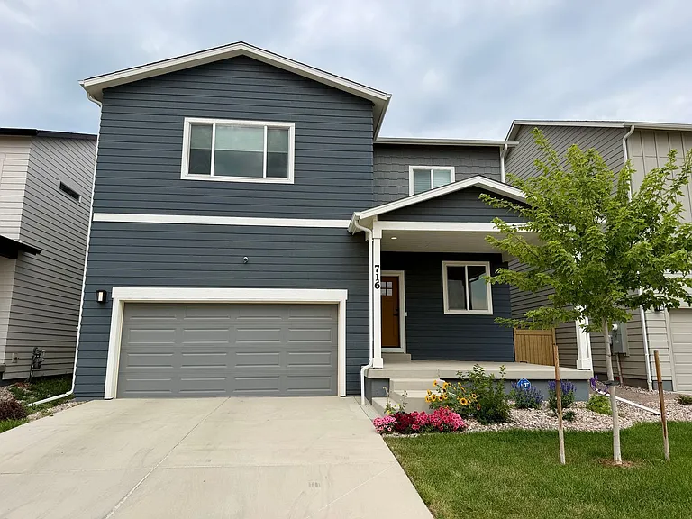 716 Galloway Dr — Photo 1