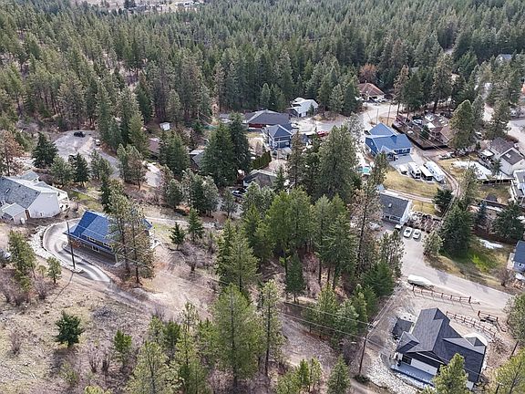 5th image of 10766 Pinecrest Rd