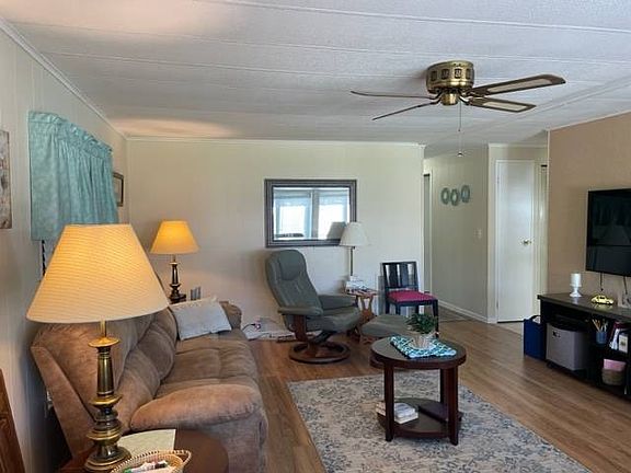 2nd image of 2419 Gulf To Bay Blvd #823