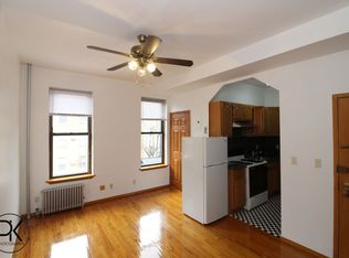 592 Leonard St #2FT, Brooklyn, NY 11222