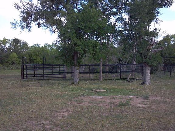 5th image of 3151 County Road 404