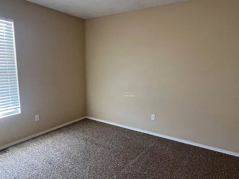4515 E Chipmunk Ln — Photo 7