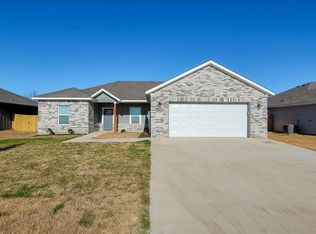 3804 Skylane Ave, Corsicana, TX 75110