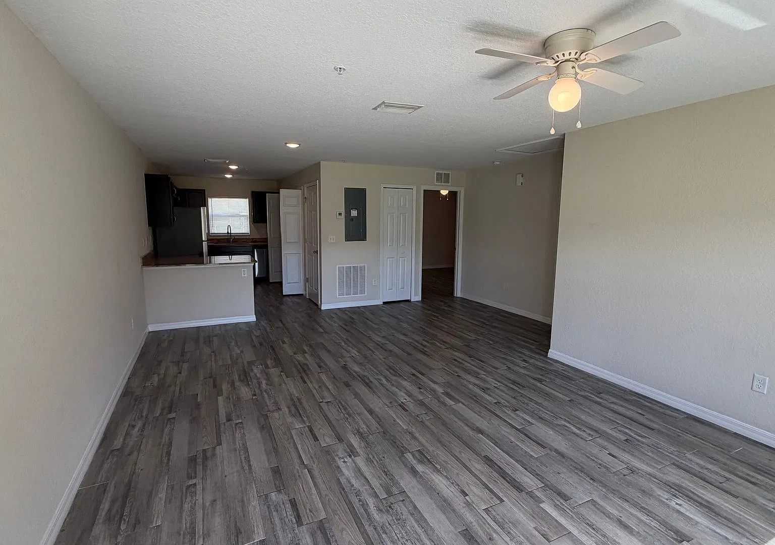 11 Laurel Pass — Photo 2