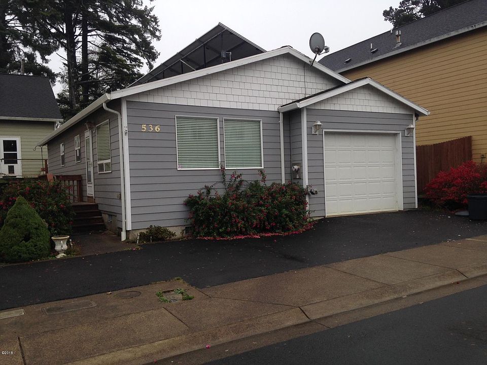 1st image of 536 SE Neptune Ave