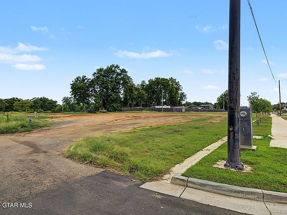 4th image of 45 Highway N