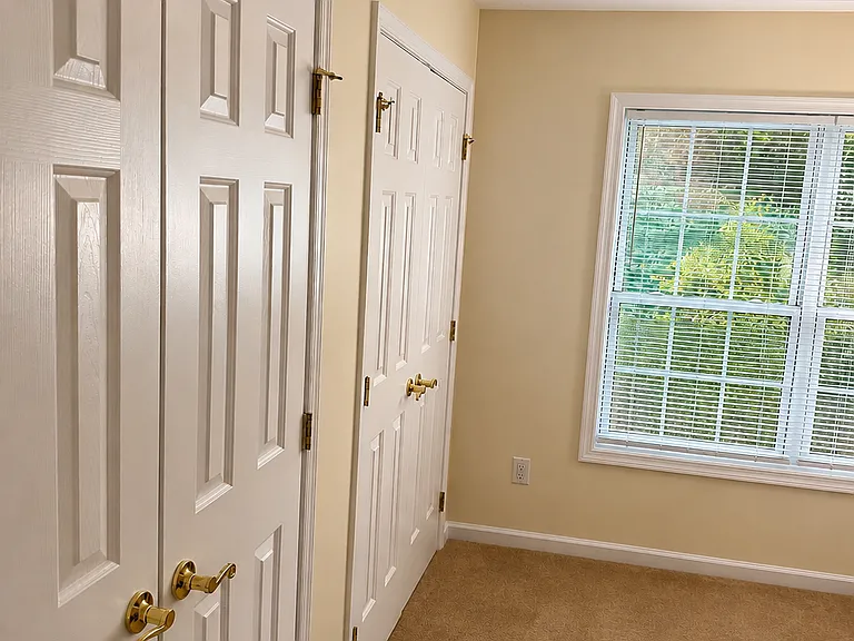 4 Laurel Heights Rd #4 — Photo 17