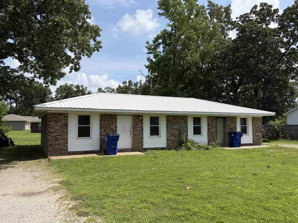 75 Cromwell St, Savannah, TN 38372