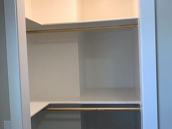 5th image of 305 S Roosevelt St #4252-207