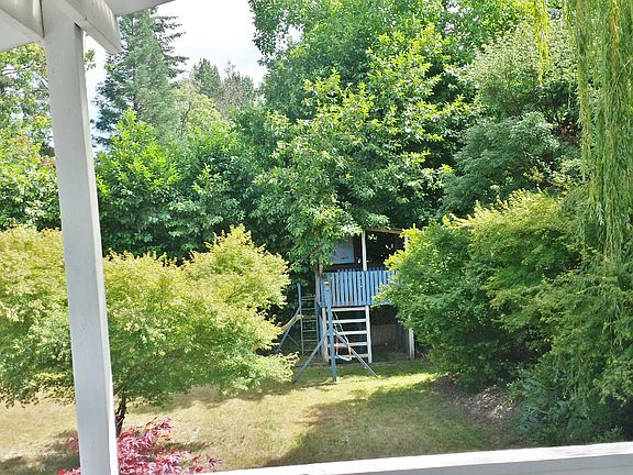 5th image of 1101 Wilson St SE