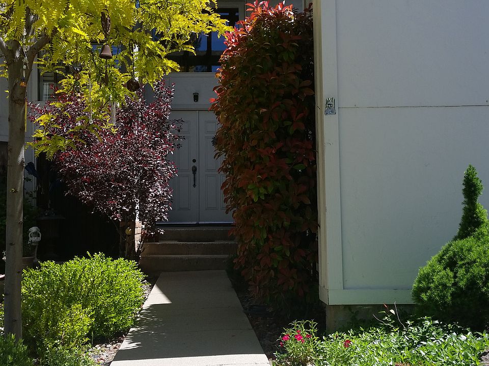 2nd image of 4018 Bluegrass Ct