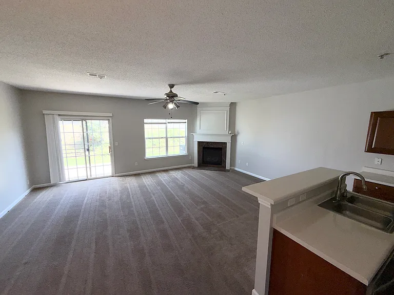 246 Azalea Cir — Photo 41