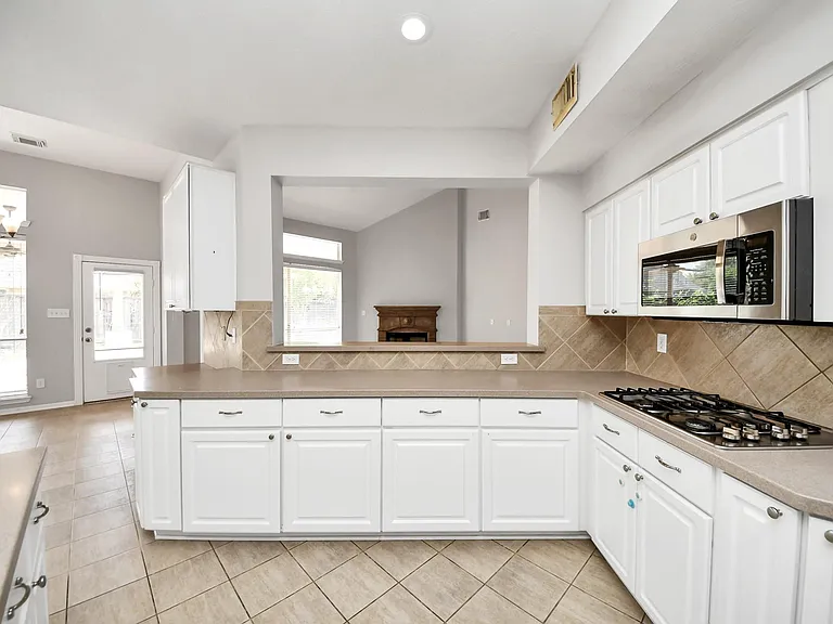 1611 Barton Creek Trl — Photo 21