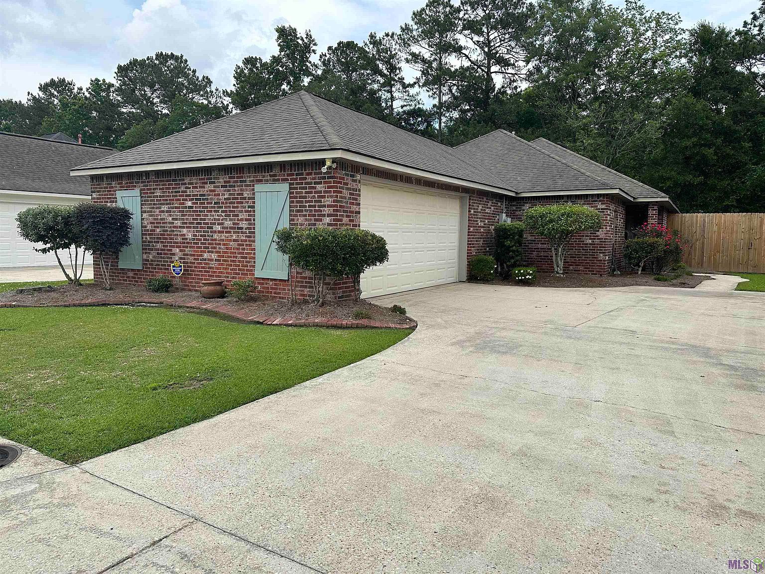 6425 Ridge Way Ave, Baton Rouge, LA 70817 | Zillow