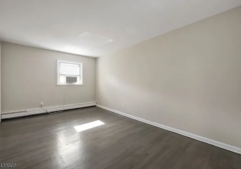 388 Main St — Photo 7