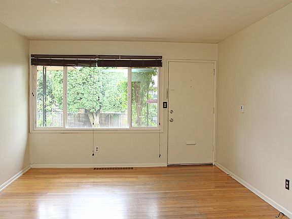 5th image of 6219-6223 NE Clackamas St #6221