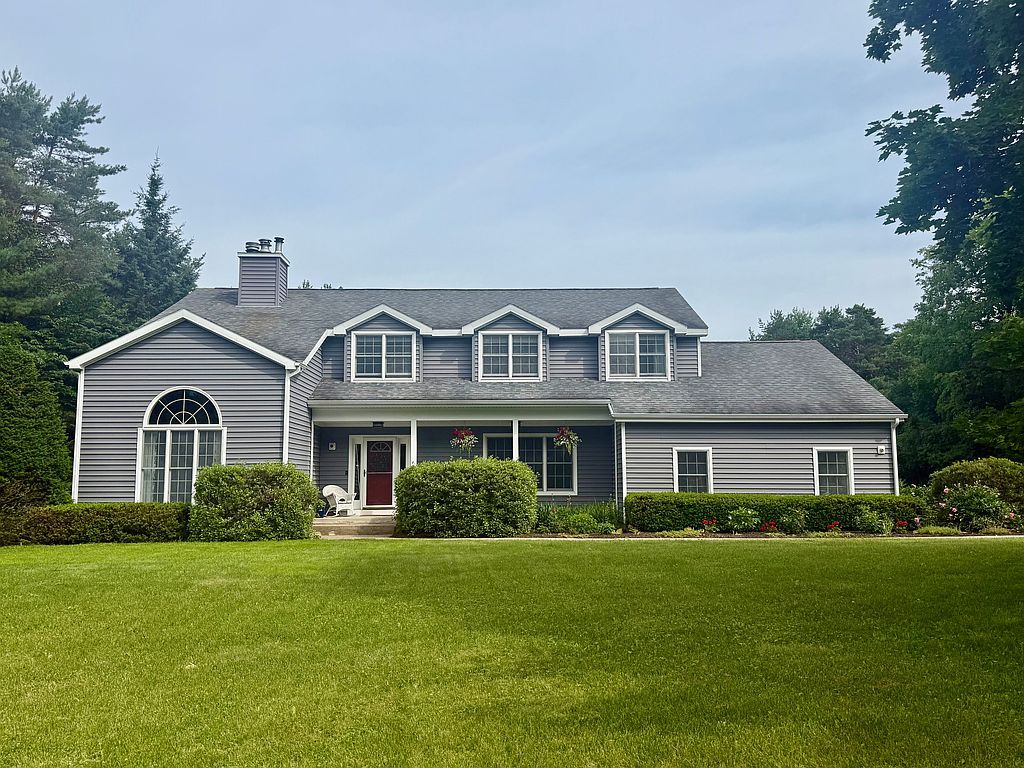 9 Summit Dr - Property Image