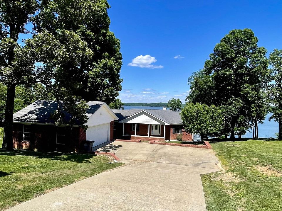 1st image of 435 Patricia Dr