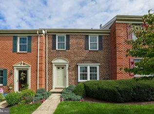 903 Chambers Rdg, York, PA 17402