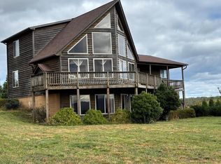 348 Freezeland Manor Dr, Linden, VA 22642