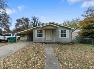 407 W 8th St, Caruthersville, MO 63830