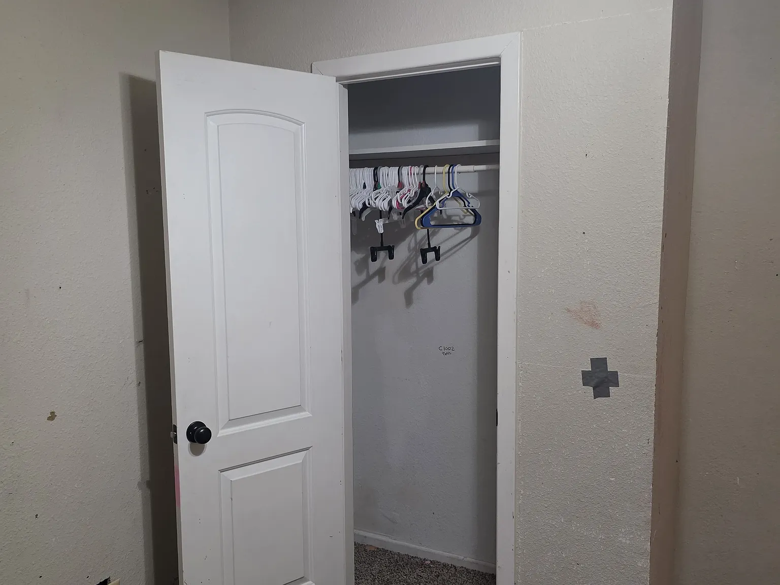 1 bed, $550 — Photo 1