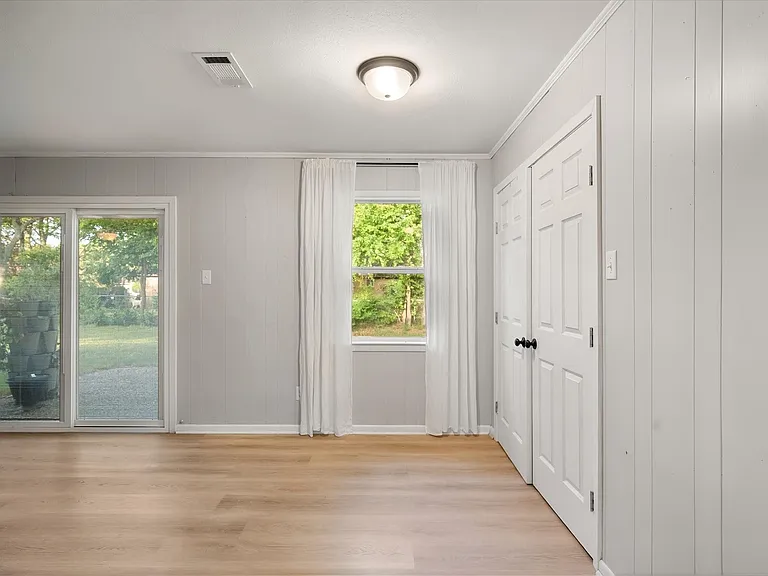 2604 Fairmont Cir — Photo 11