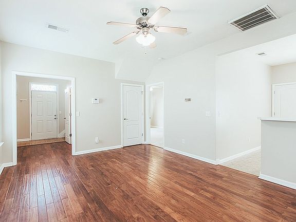 4th image of 257 Meigs Dr