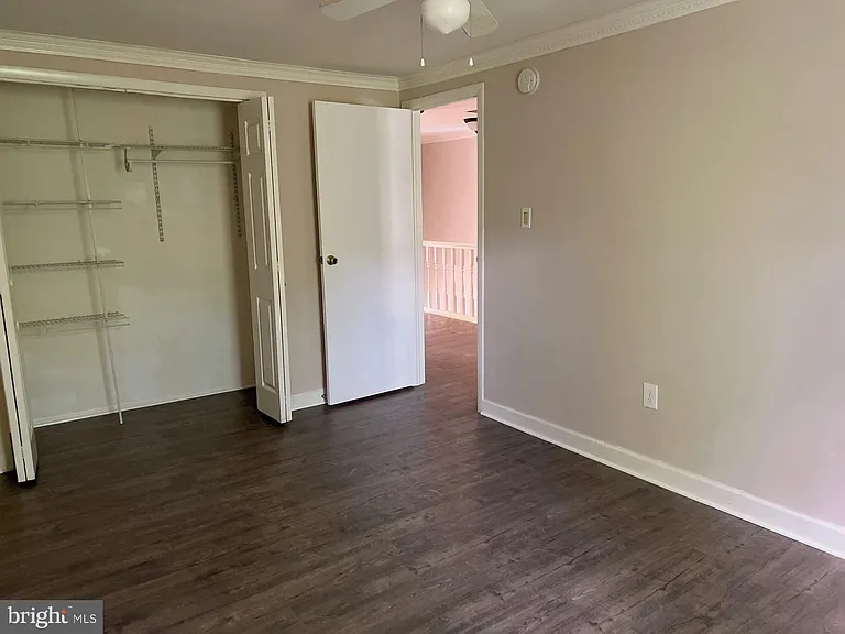 118 Middle Point Ct — Photo 17