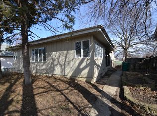 1108 Wilcox St, Joliet, IL 60435