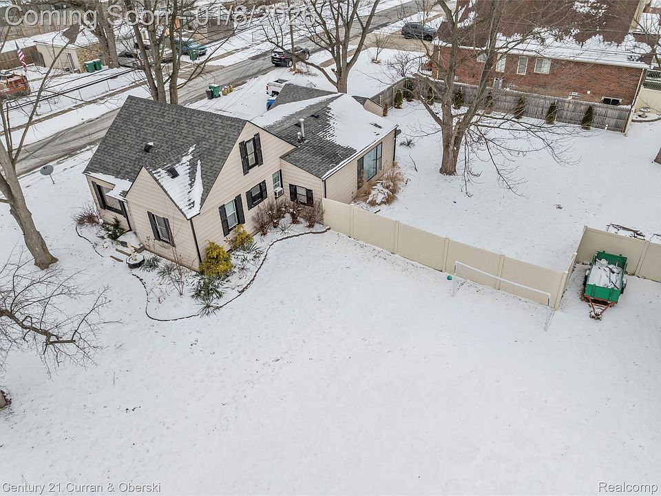 1st image of 28854 Hennepin St