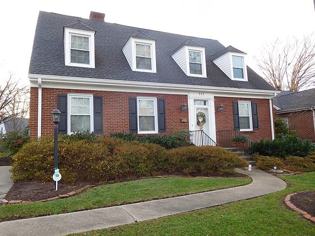 1st image of 111 Wilton Ave