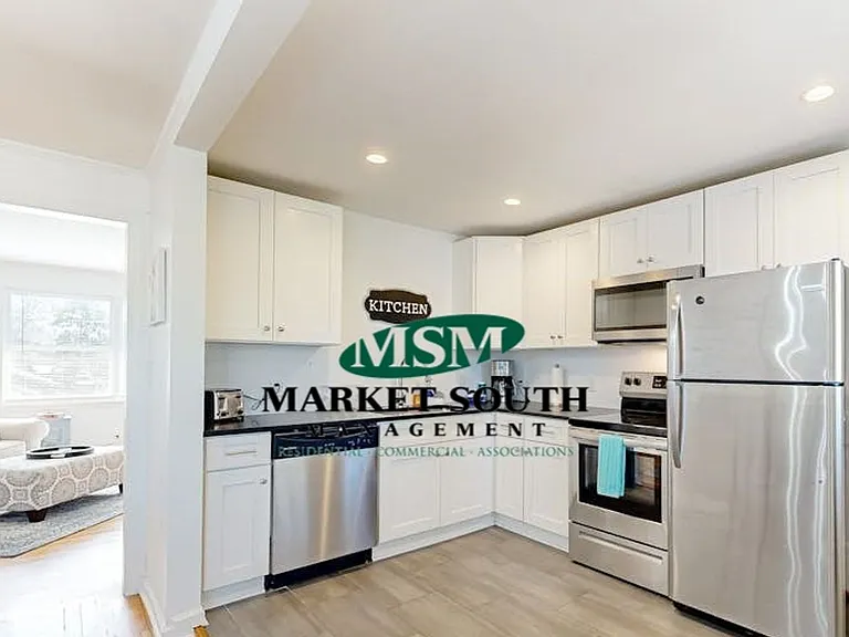 53 W 2 — Photo 1