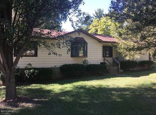 517 S 30th St, Herrin, IL 62948