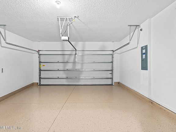 2nd image of 27 Coastline Way #27