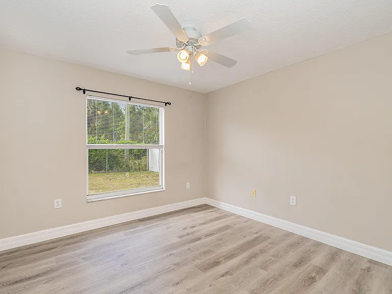 328 Hammonton St SW — Photo 16