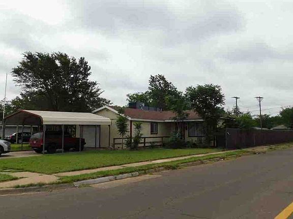 2nd image of 4723 39th St
